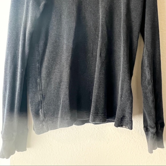 Calvin Klein Long Sleeve - Picture 5 of 11